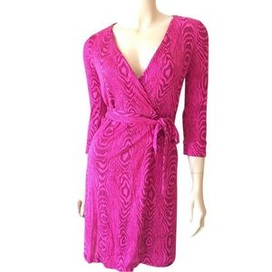 DIANE Von FURSTENBERG (DVF) NWT Classic Wrap Dress Size 0 in Grain Shadow Pink